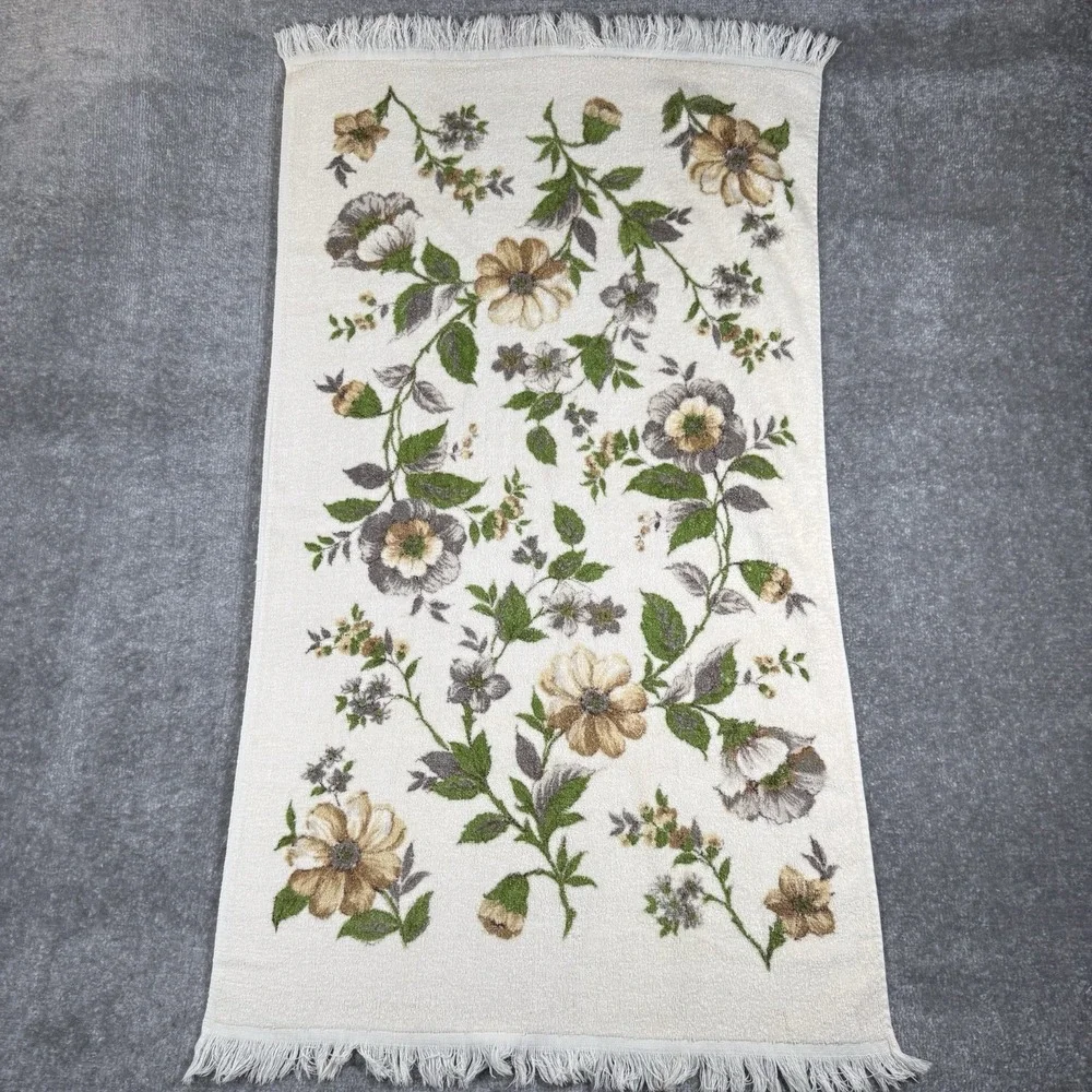 Vintage Cannon Bath Towel and‎ Washcloth Set Beige Brown Floral